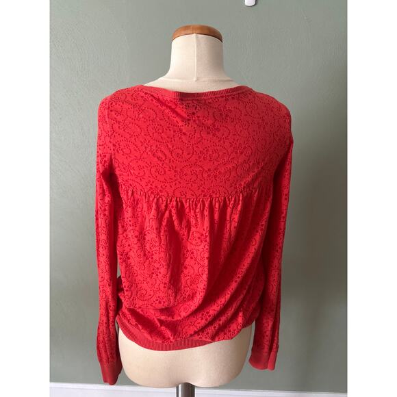 Free People Shirt Blouse Women Size Medium Scoop Neck Henley Lightweight Casual - Picture 8 of 8